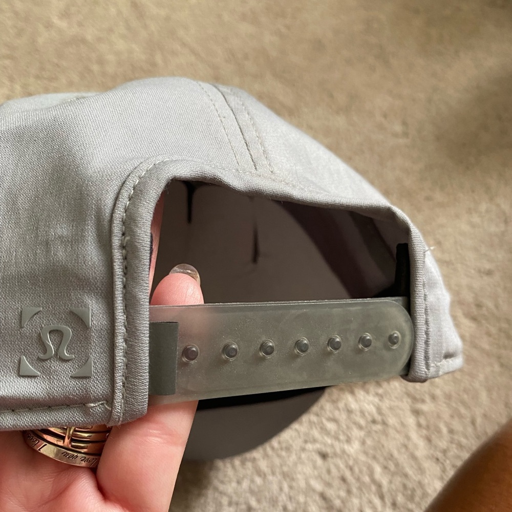 🧢 LULULEMON SNAPBACK HAT💙